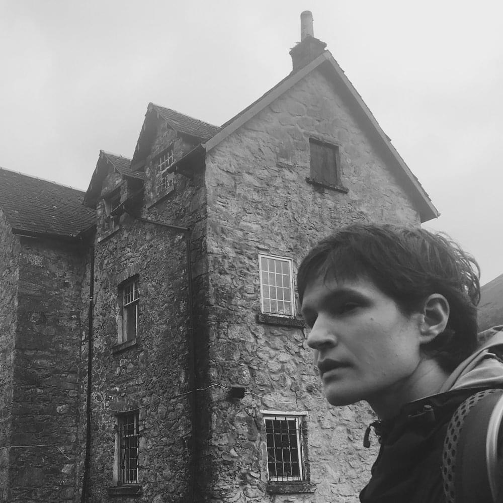 An image of the album Adrianne Lenker - Abysskiss