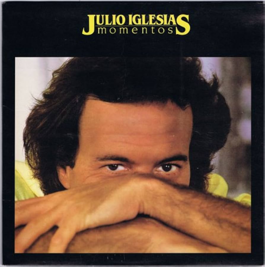 vinyl record of Julio Iglesias - Momentos